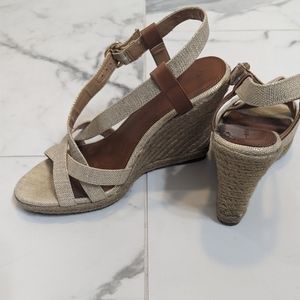 Banana Republic 4" Wedge